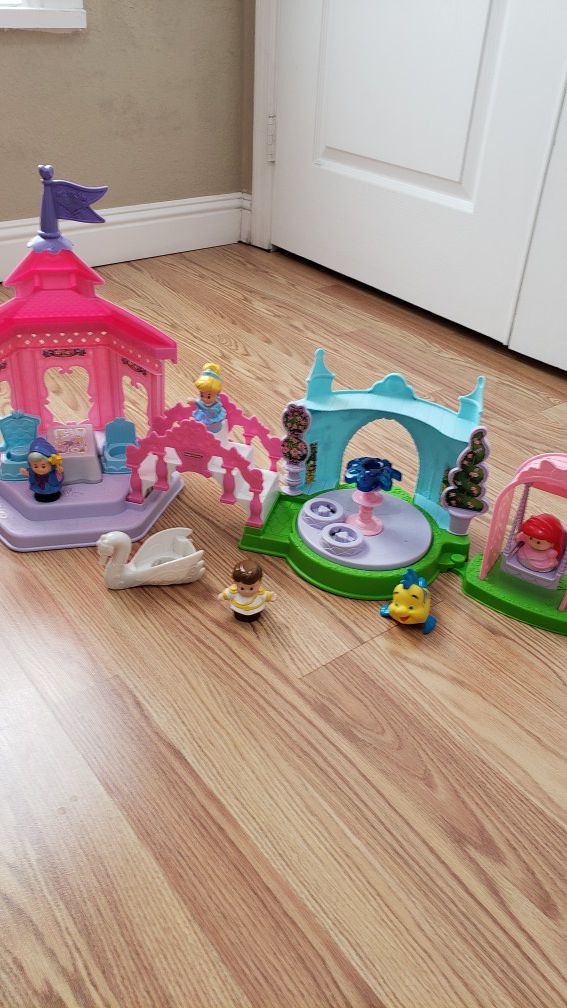 Fisher Price Little People Disney Princess Cinderella Garden Party Playhouse Dollhouse Playset