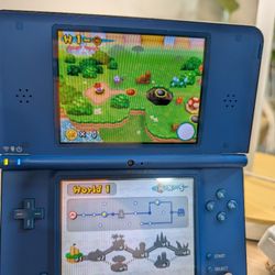 Nintendo DSi XL (Blue) + New Super Mario Bros. Game