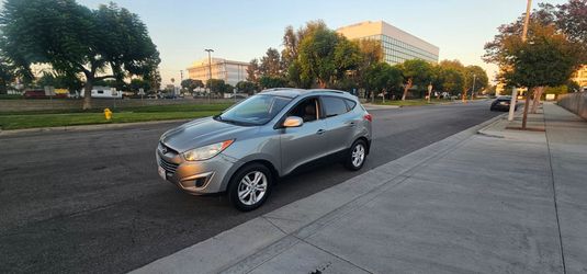 2010  Hyundai  Tucson
