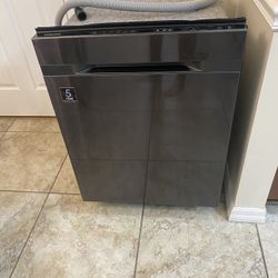 Samsung Dishwasher DW80J7550UG