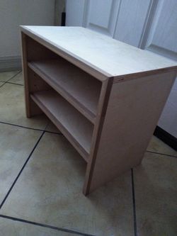 Small cabinet with shelves.
