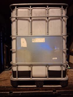 Used  IBC Tote Tanks | 330-Gallon IBC Totes/ Tank  for Bulk Liquid Storage