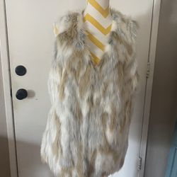 Rewind. Faux Fur Vest Women. XL.