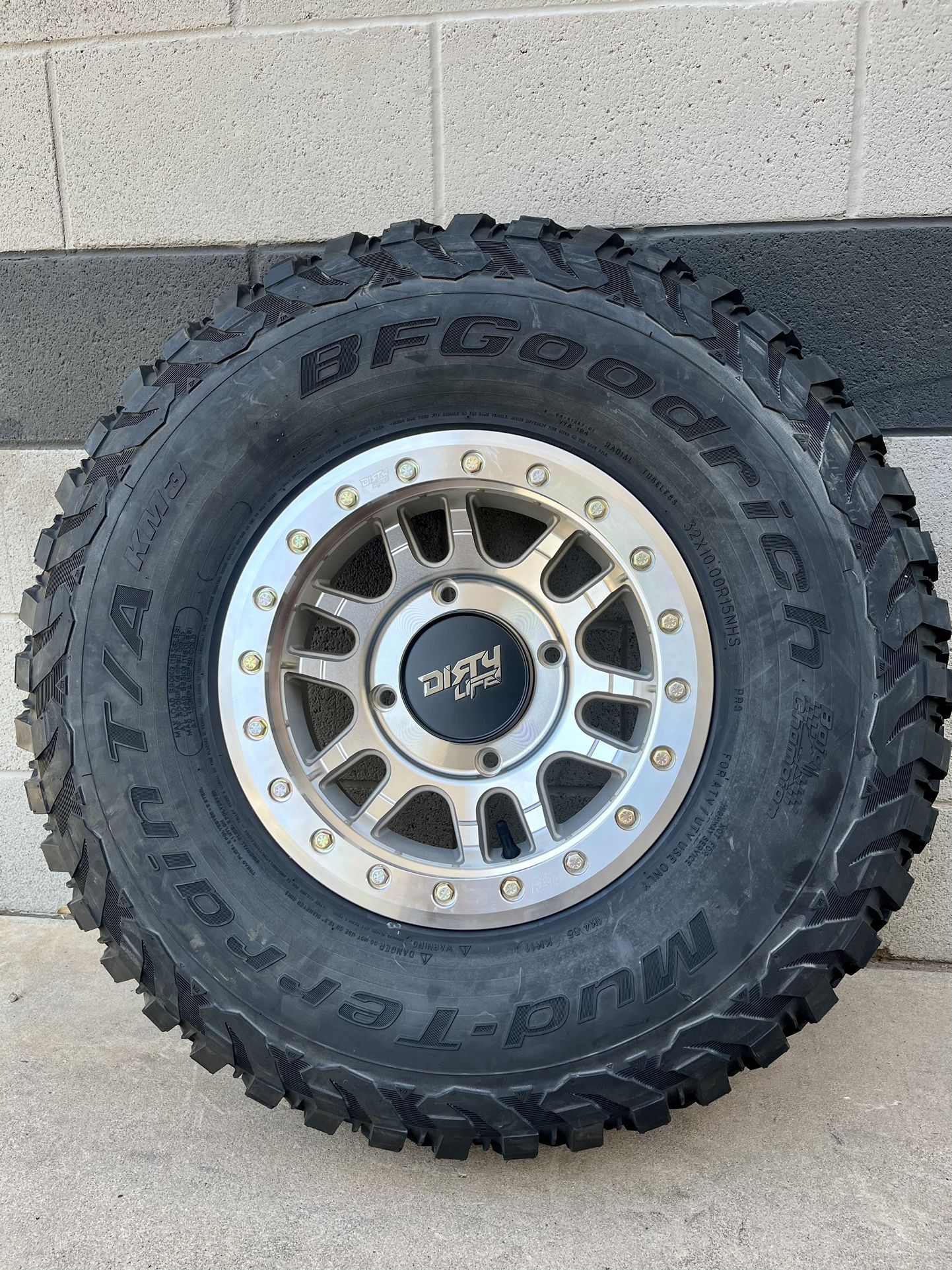 New. 15x7 Beadlock Rims & Bf Goodrich 32x1015 Km3 TIRES ( CanAm & Honda) for Sale in Phoenix