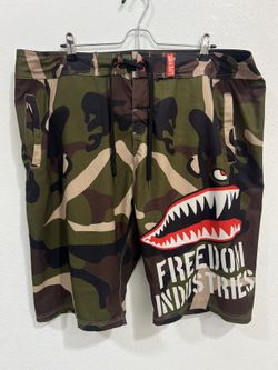 Freedom Industries Board Shorts Swim Trunks Shark Teeth Camo Mens XL Made In USA