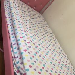 Girl Bed Frame And Mattress 