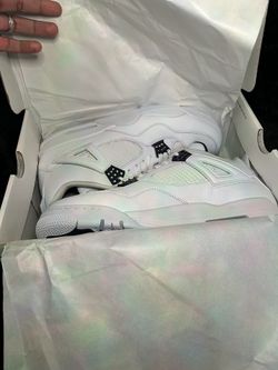 Jordan 4 Retro Metallic Purple