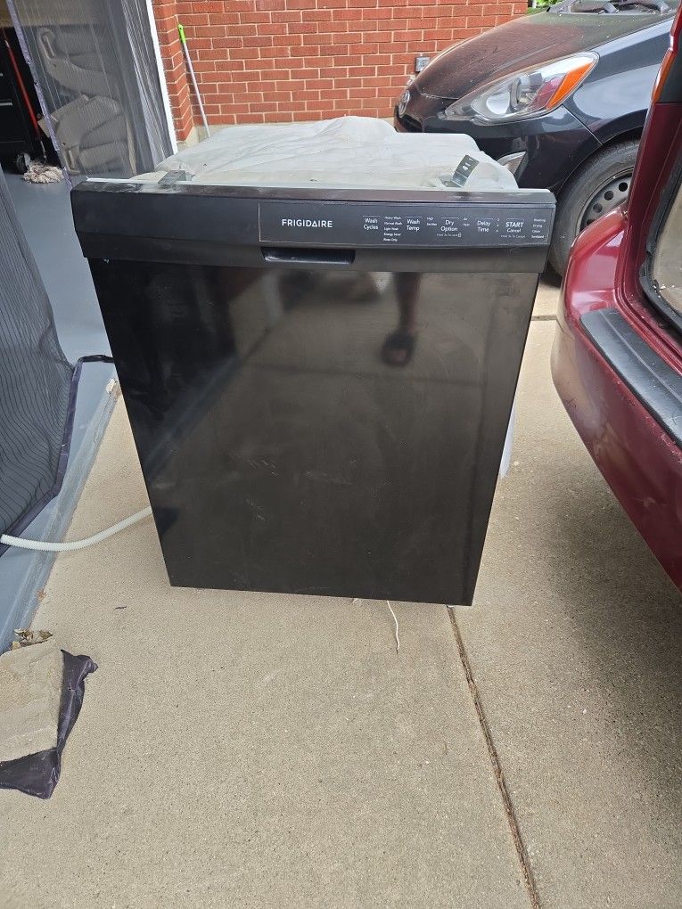 Frigidaire Dishwasher