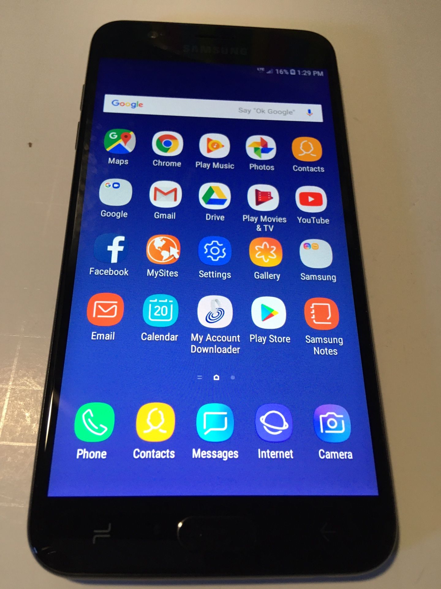 Samsung J7, Like Brand New, for Tracfone Wireless (TFW) and Straightalk