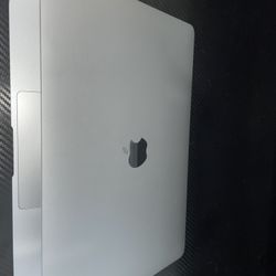 MacBook Air 13 Inch 2020 