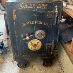 Historic safe - Hall’s Safe Company 