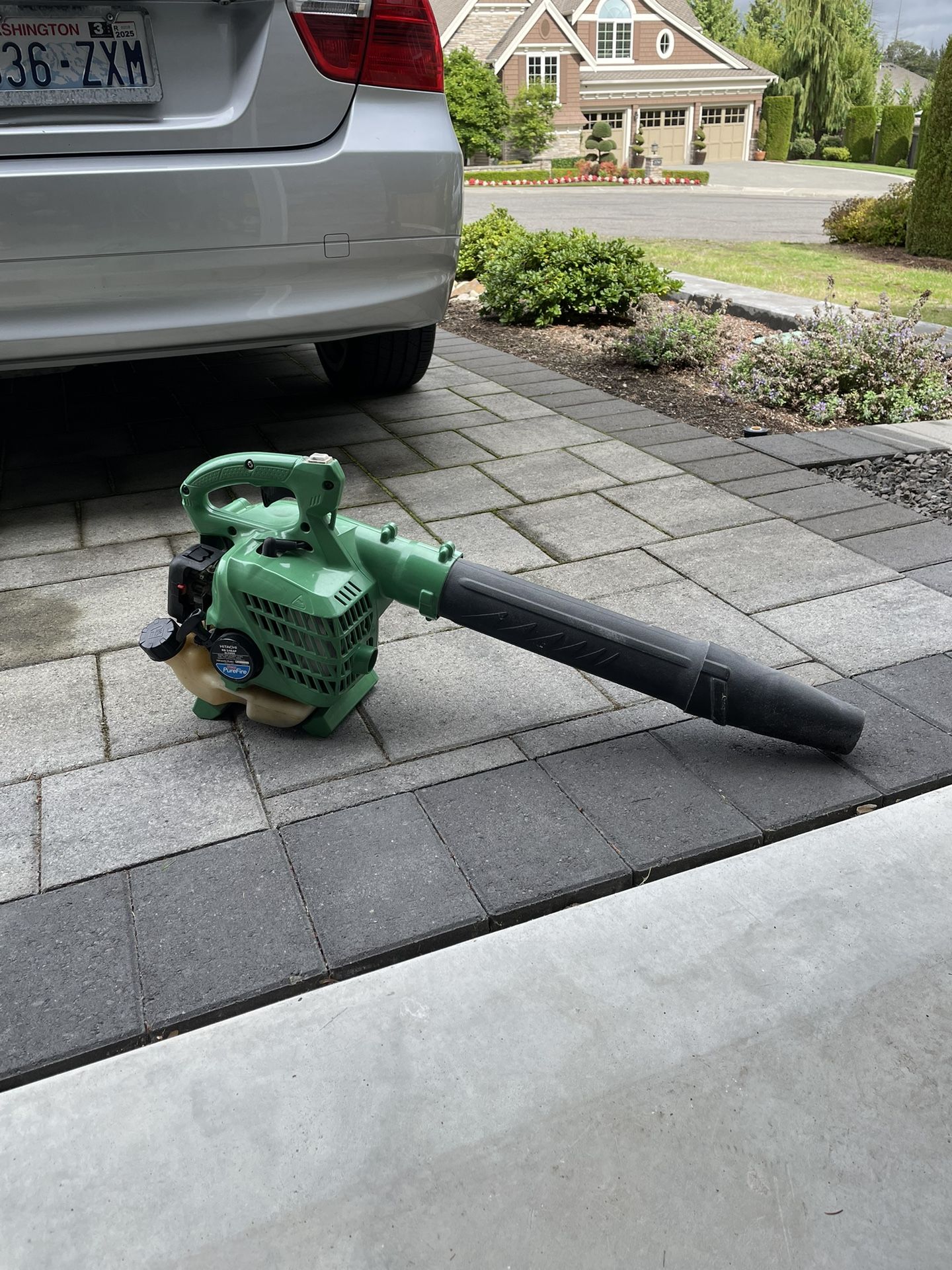 Hitachi RB24EAP Leaf Blower