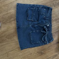 Skirt Size Small