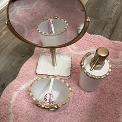 Cute bathroom items