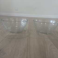 Glass Mixing Bowls (2) – Clean – $10