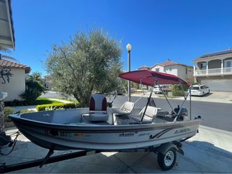 Alumicraft 14’ Boat