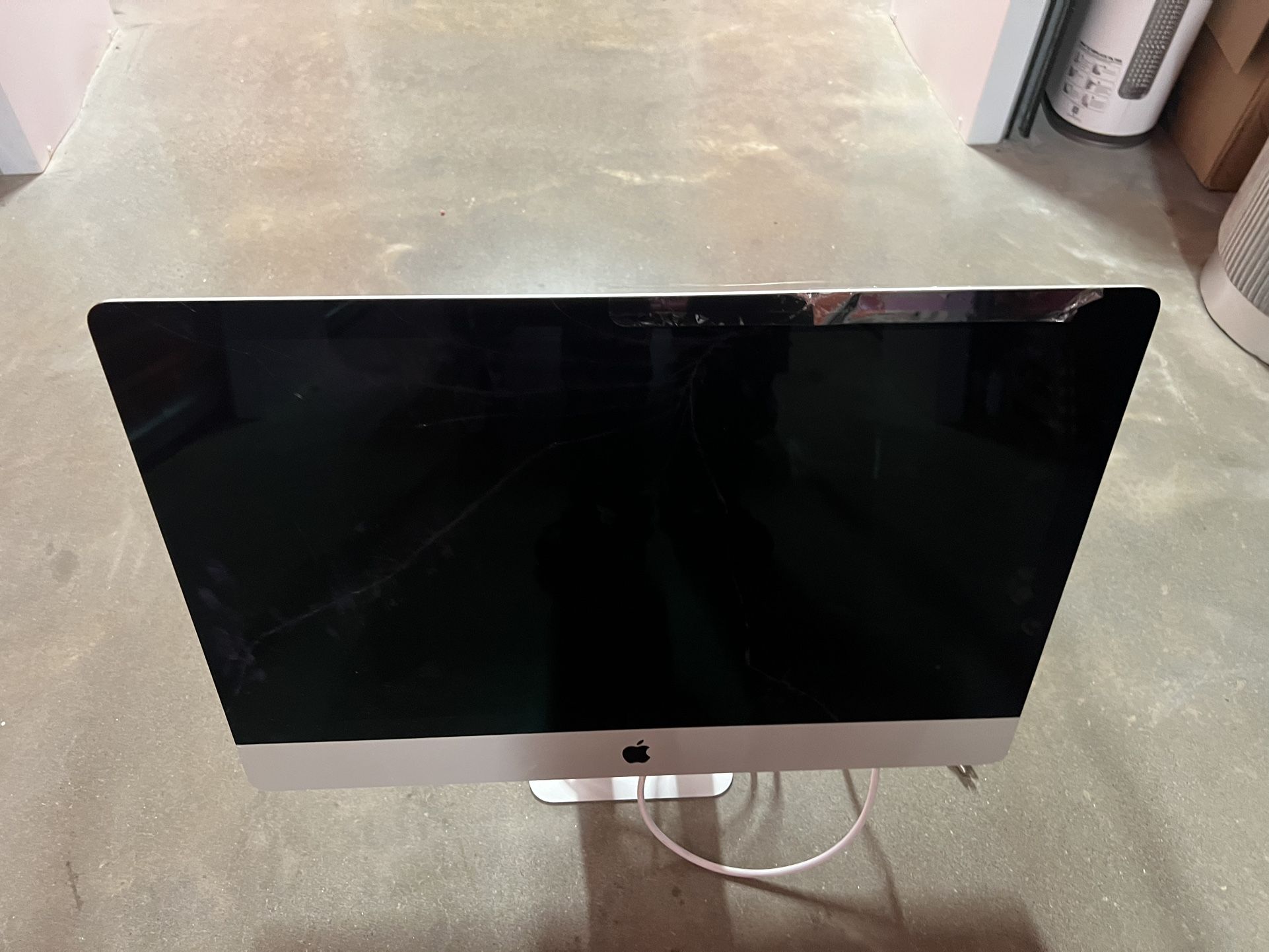 IMAC 2021 Cracked Screen