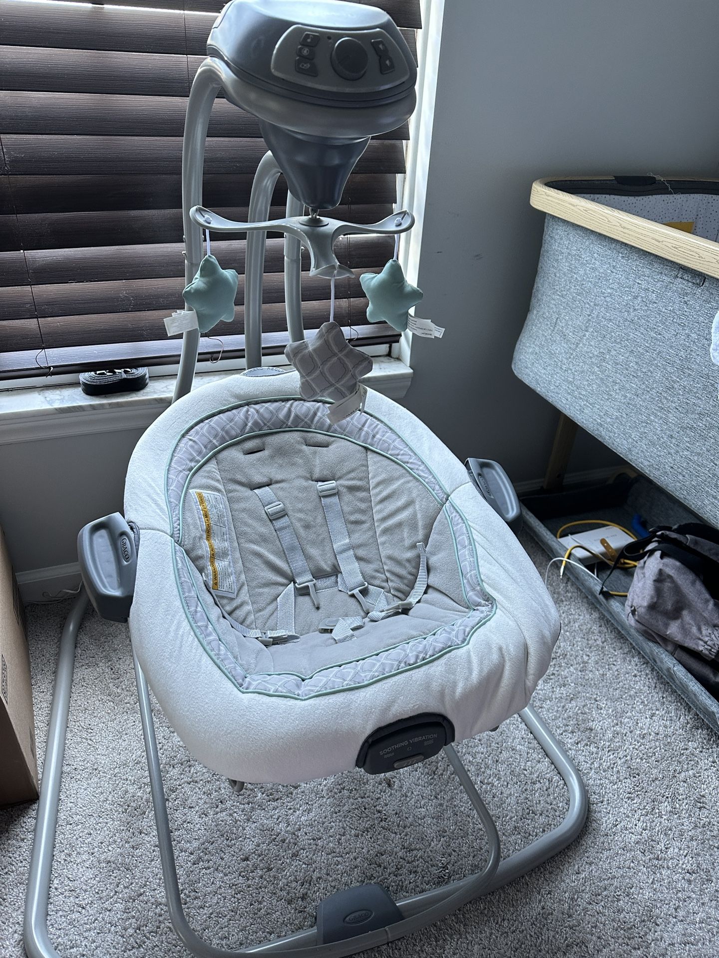 Graco Baby Swing Like New