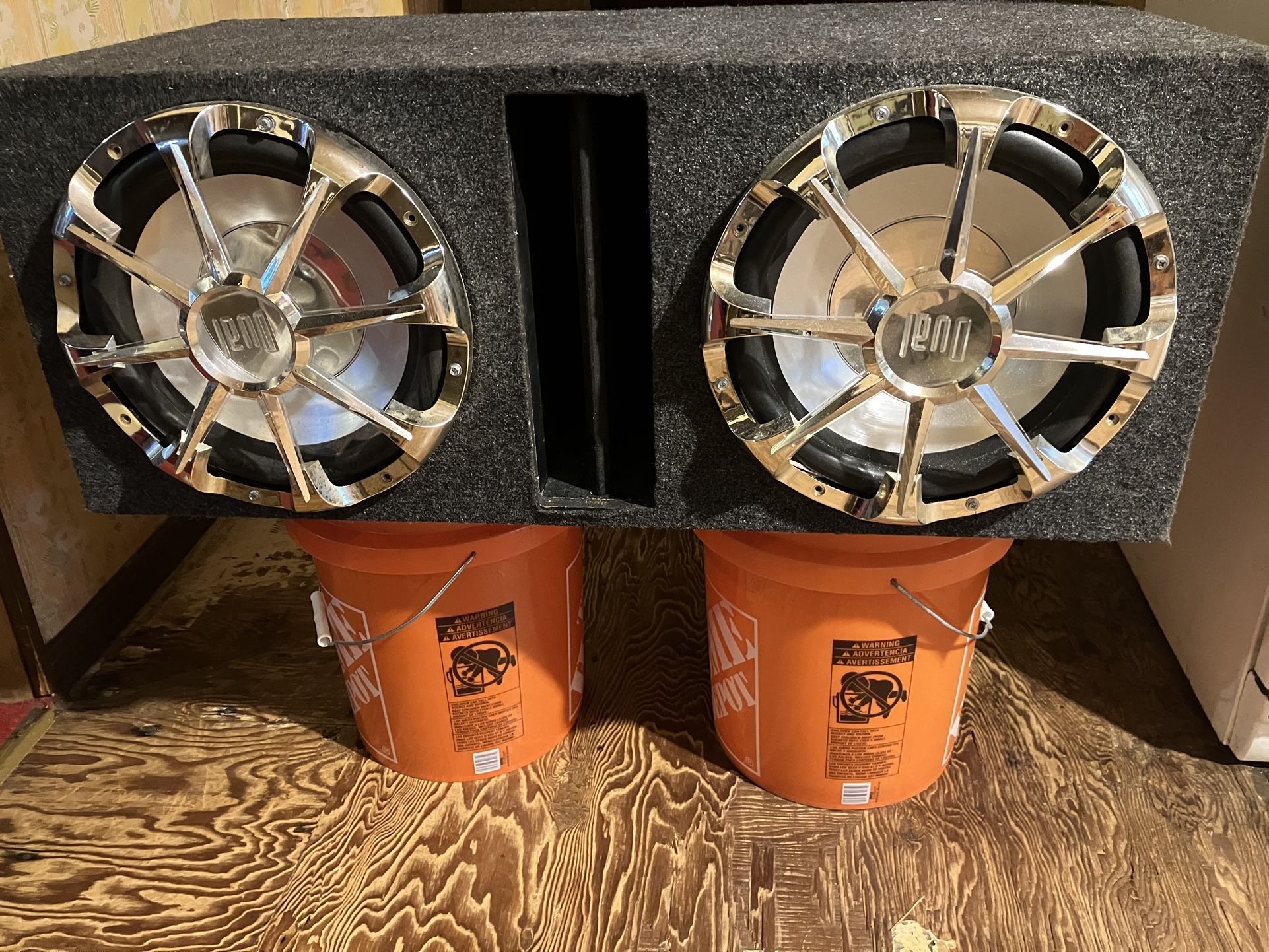 Dual 12’s Speakers