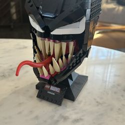 Pre-Built Venom Head Lego Set