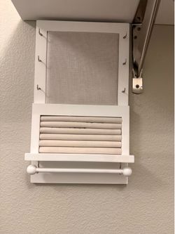 Jewelry holder