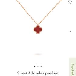 Brand New Van Cleef & Arpels Sweet Alhambra Necklace 