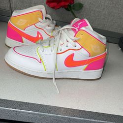 Size 6.5Y - Nike Air Jordan 1 Mid GS Edge Glow White Pink Blast