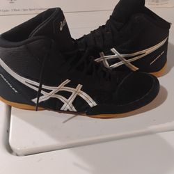 Asics Matflex 5 New, No Box. Size 12