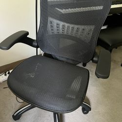 Ergonomic Gaming Chair/ Office Chair Good Condition 