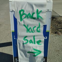 642 Middlefield Rd (3/12.   9-3pm)
