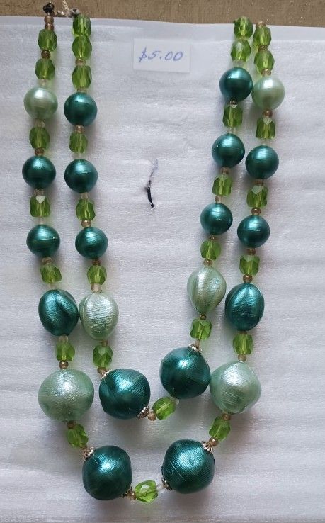 Green/Turquoise Color Necklace