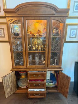 FEEE!!! Elegant lighted china cabinet/hutch.