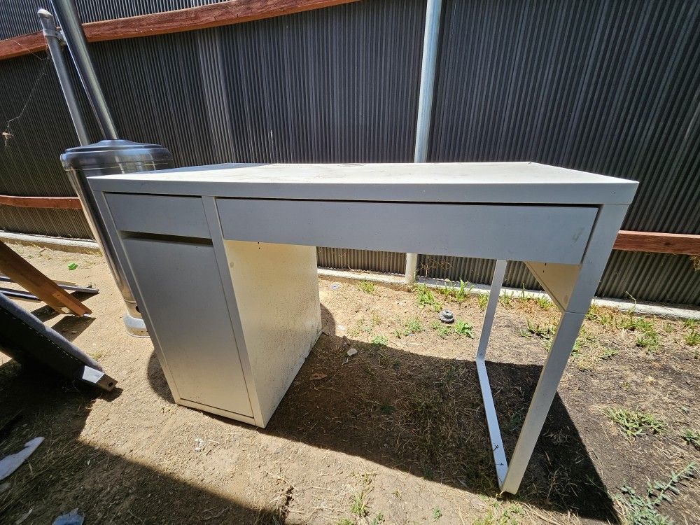 FREE Desk/Vanity