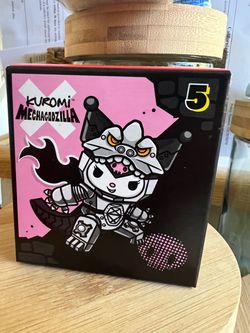 Hello Kitty x Godzilla #5 Kuromi TRADE