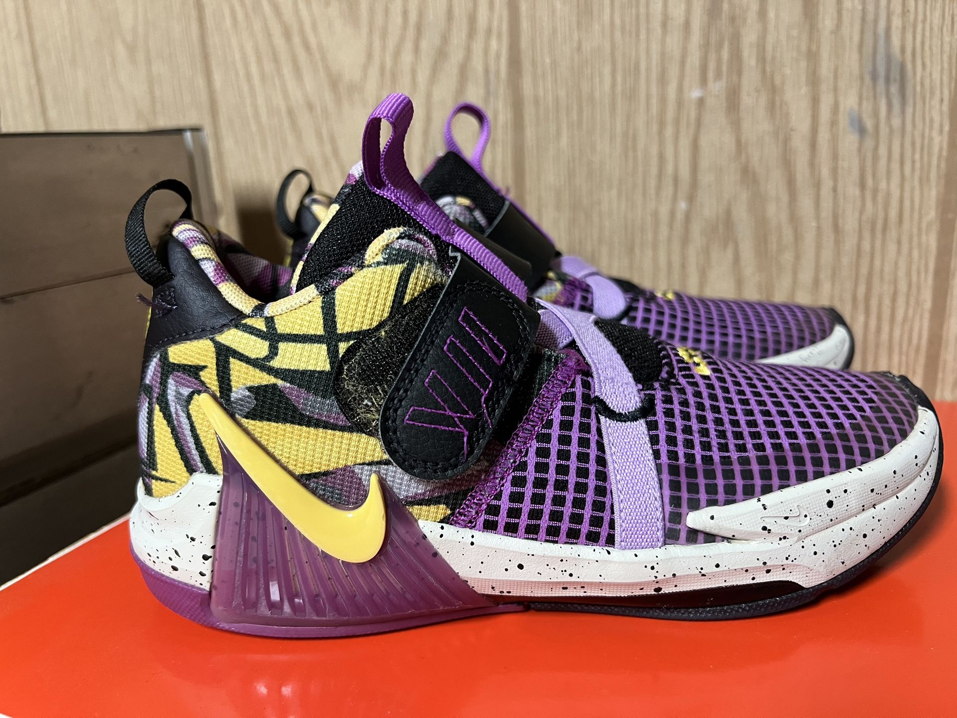 Boys LeBron James Shoes Nike
