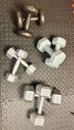 4 Sets of Dumbbells. 8#, 12#, 15# and 20 pounders. BruteW: 110 #
