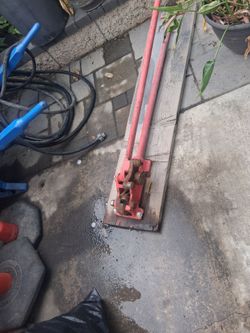 Red Heavy Duty Floor Jack