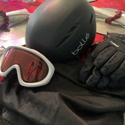 Bolle Junior  Ski/Snowboard Helmet, Bolle Goggles And Head Gloves