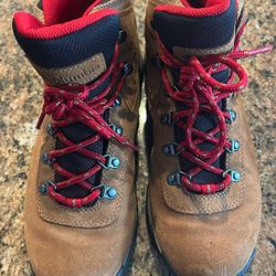 Columbia Women’s Hiking Boots 9.5
