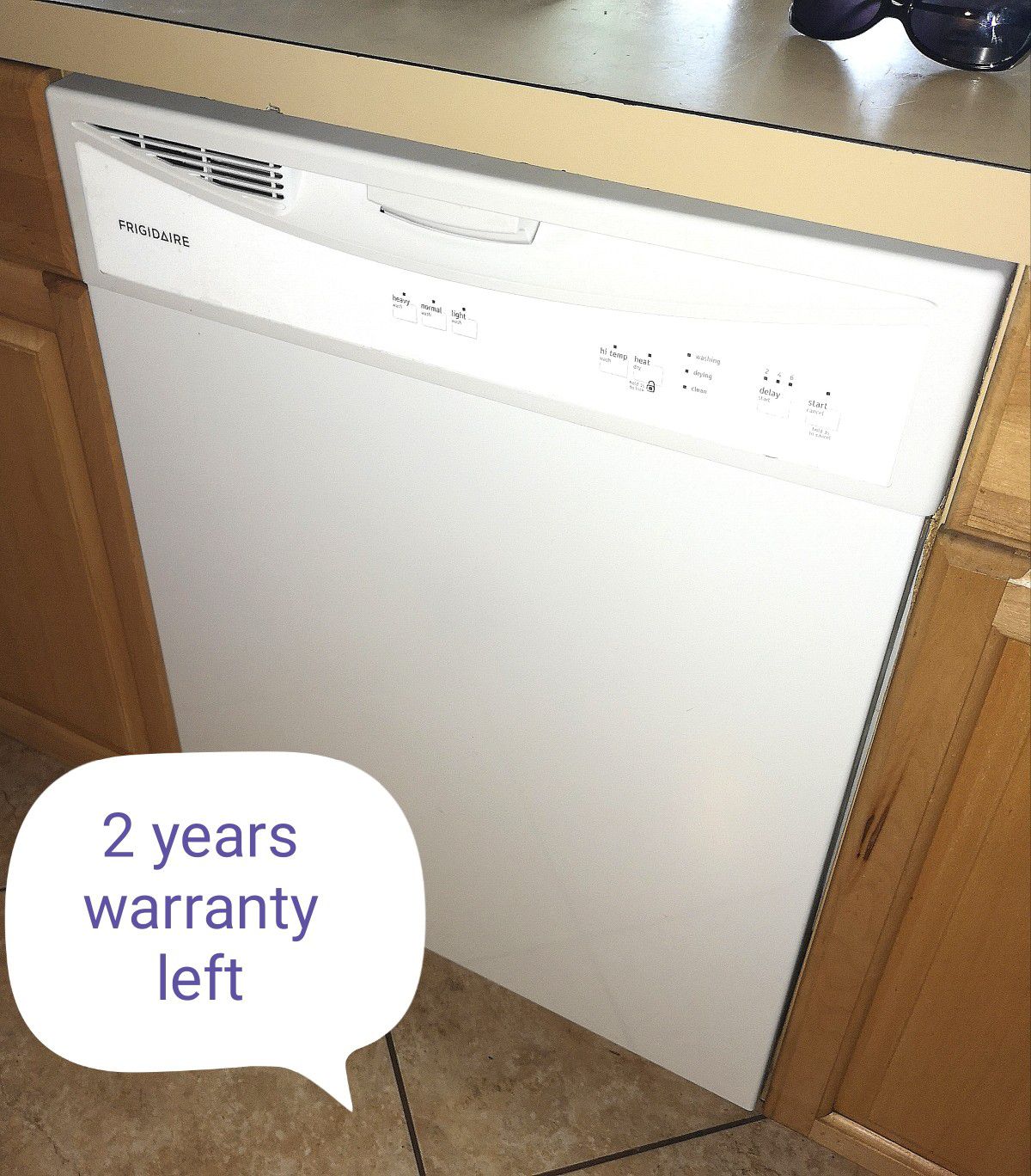 Dishwasher - White Frigidaire 2yr Lowes warranty left