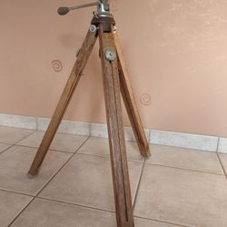 Vintage Adjustable Wood Tripod With PANRITE Universal Camera Head