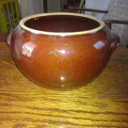 Stoneware Bean Pot