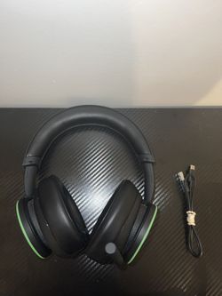Xbox Wireless Gaming Headset - Black