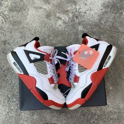 Jordan 4 Fire Red Size 8 OG All