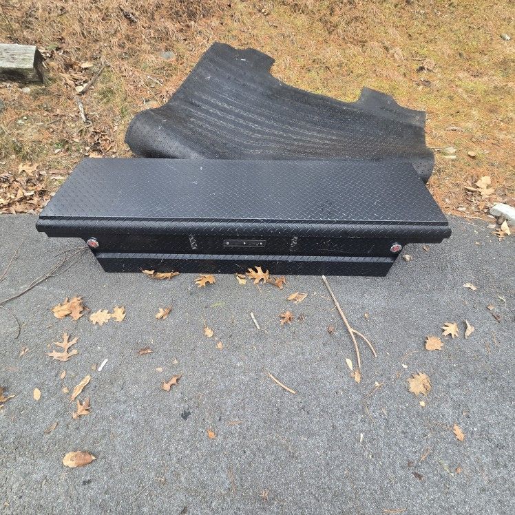 Weatherguard Toolbox Full-size Pickup