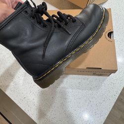 Dr Martens Toddler Size 11