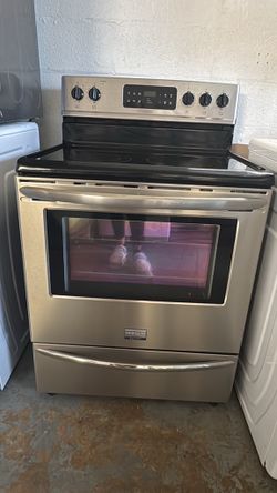 Frigidaire Gallery Stainless Steel Electric Range