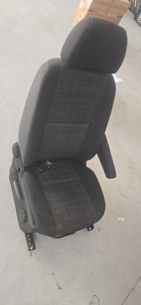 Mercedes Benz Sprinter 2015 Front Passenger Seat