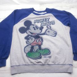Disney Store Mickey Mouse Sweatshirt Men Medium