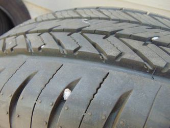 4 Used 215 60 16 Yokohama YK-GTX Tires 95V 10/32nds Date 2024 & 2025